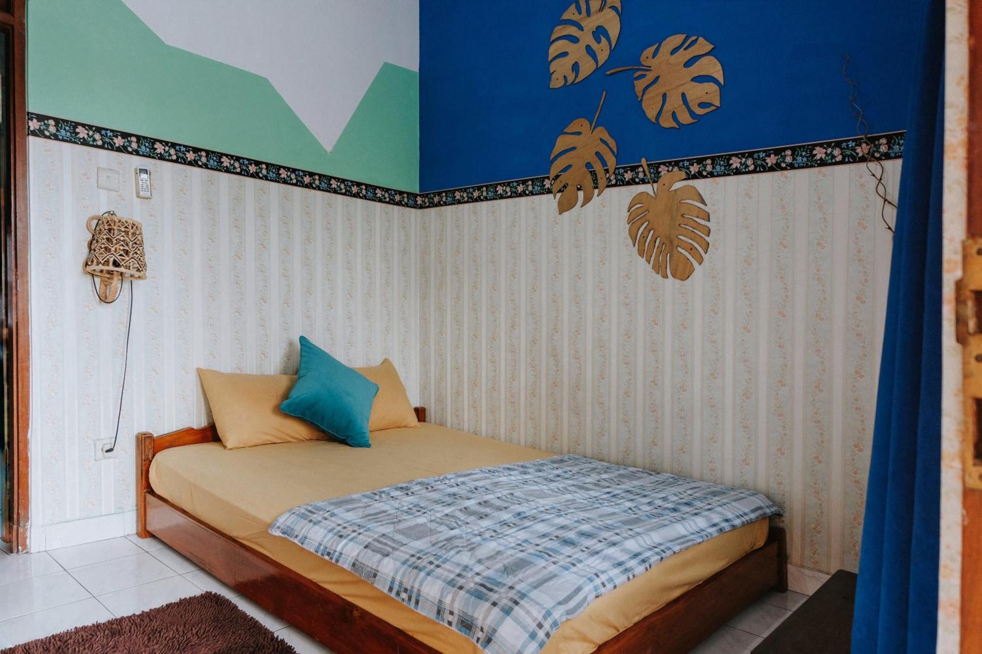 Glory Homestay Джокьякарта Экстерьер фото