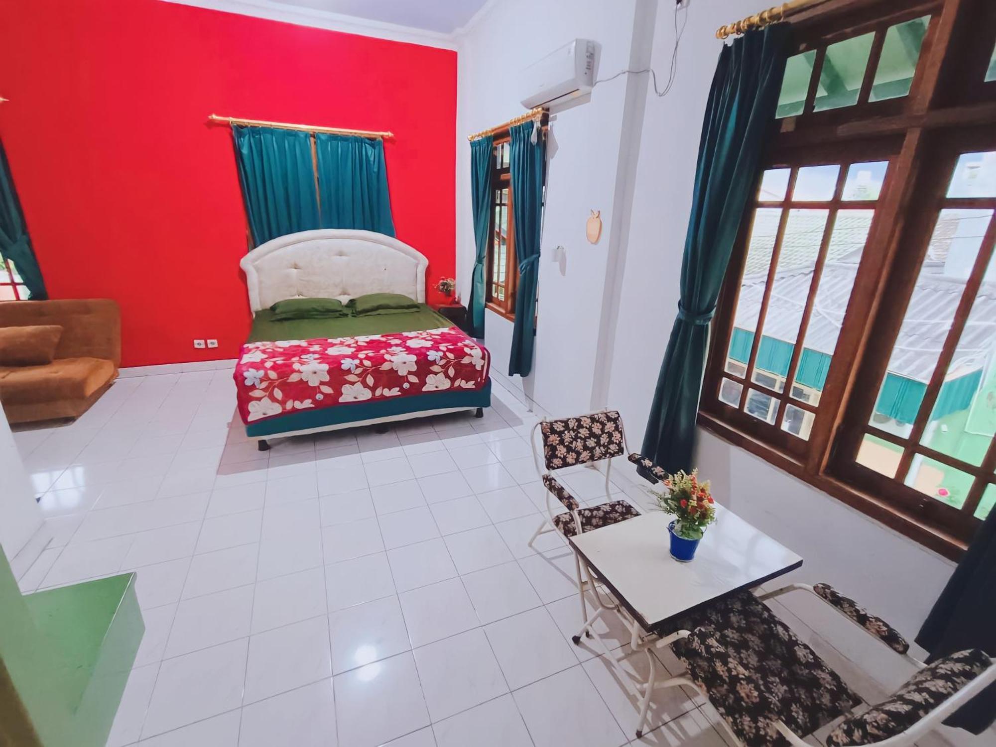 Glory Homestay Джокьякарта Экстерьер фото