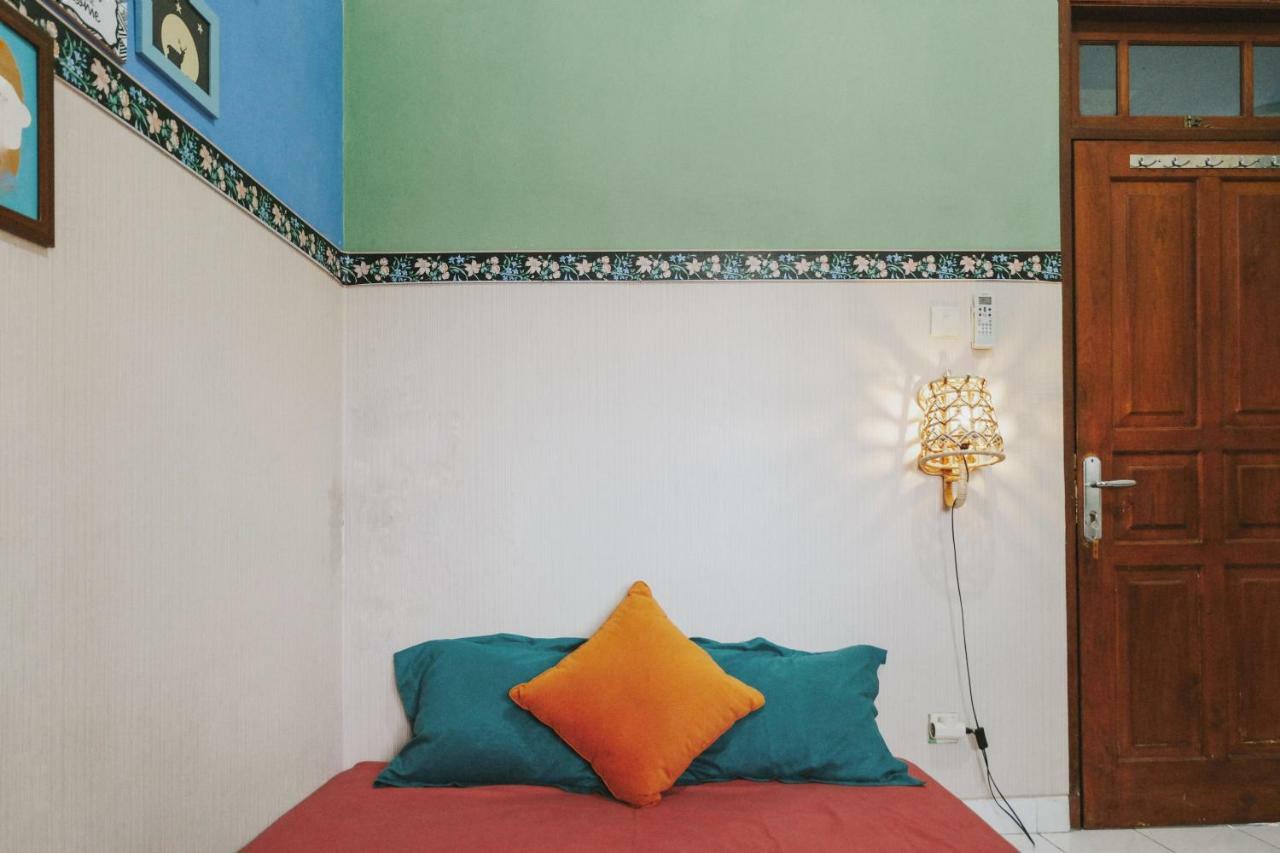 Glory Homestay Джокьякарта Экстерьер фото